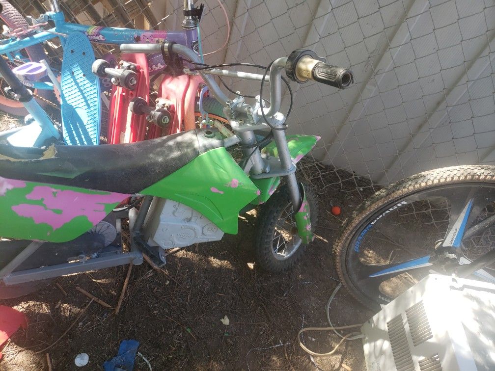 Electric Mini Bike Run Need Love