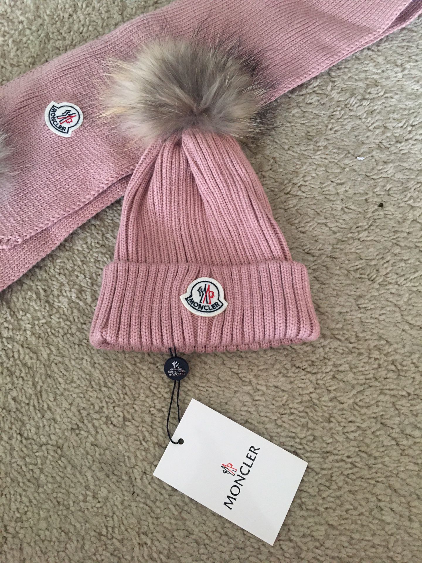 Moncler Beanie and Craft Set