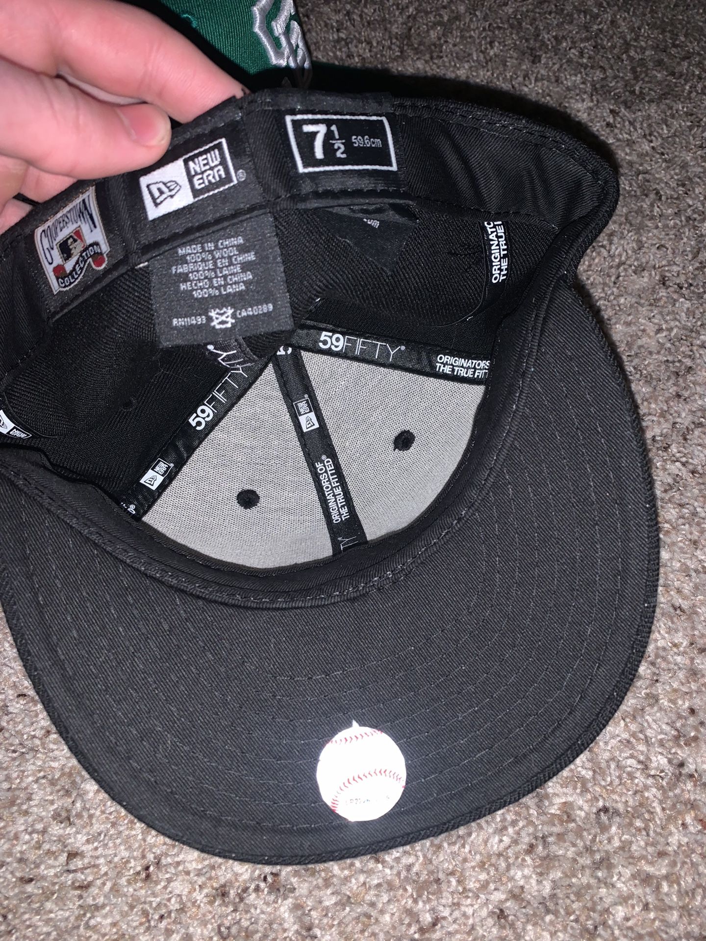 fitted caps
