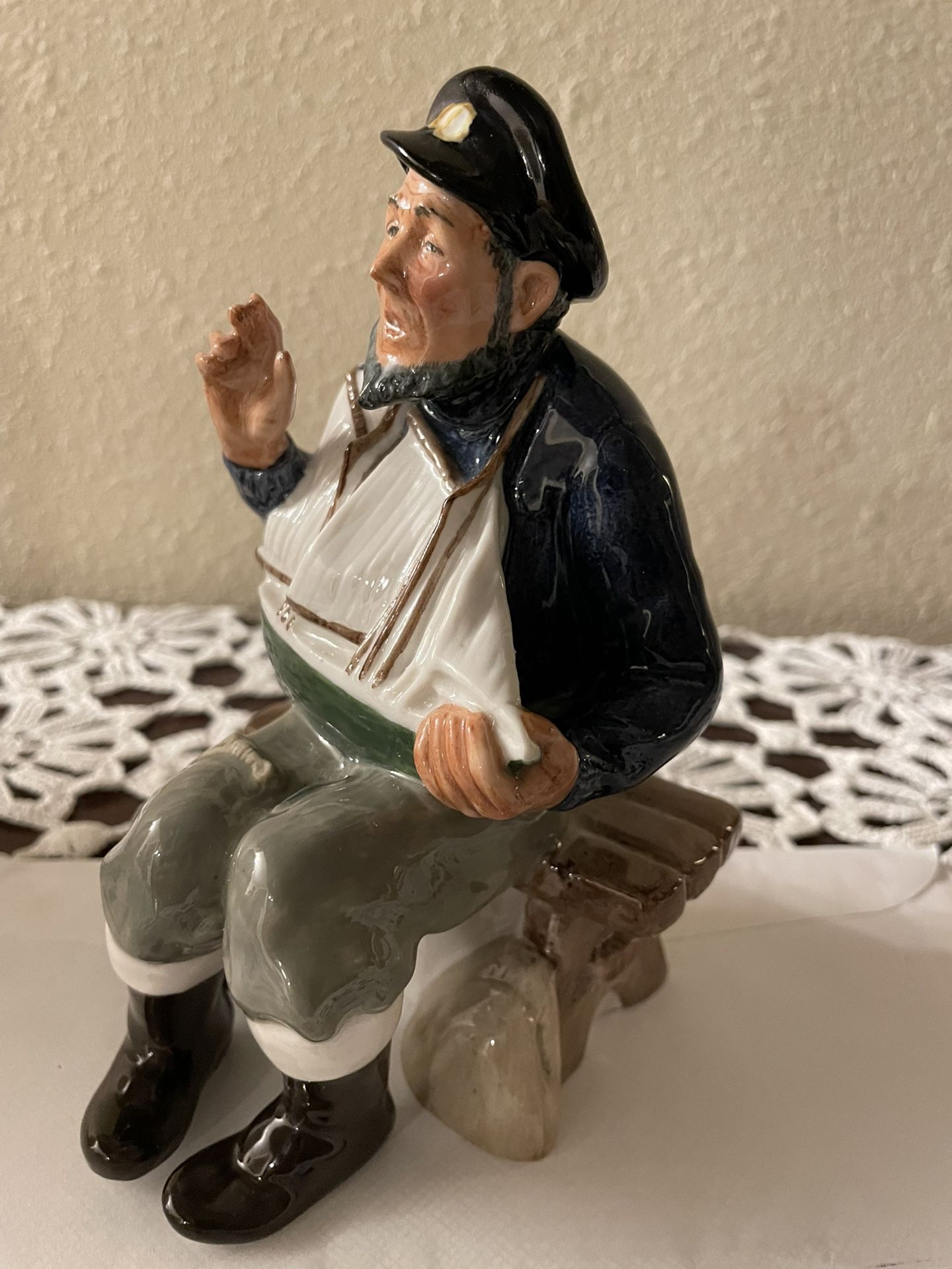 Royal Doulton 1967, Tall Story figurine