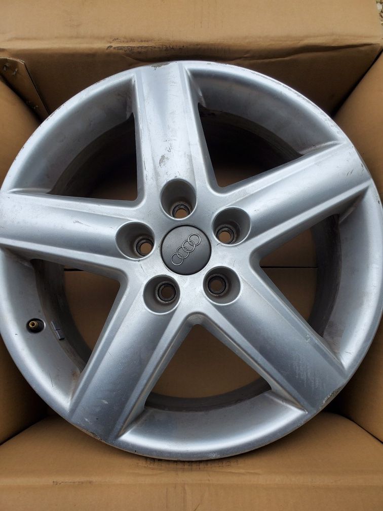 Audi rims 4 pcs missing center hub logo