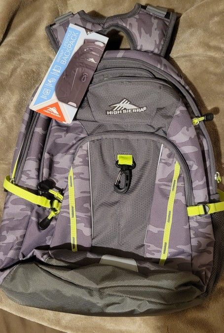 Backpack 🎒