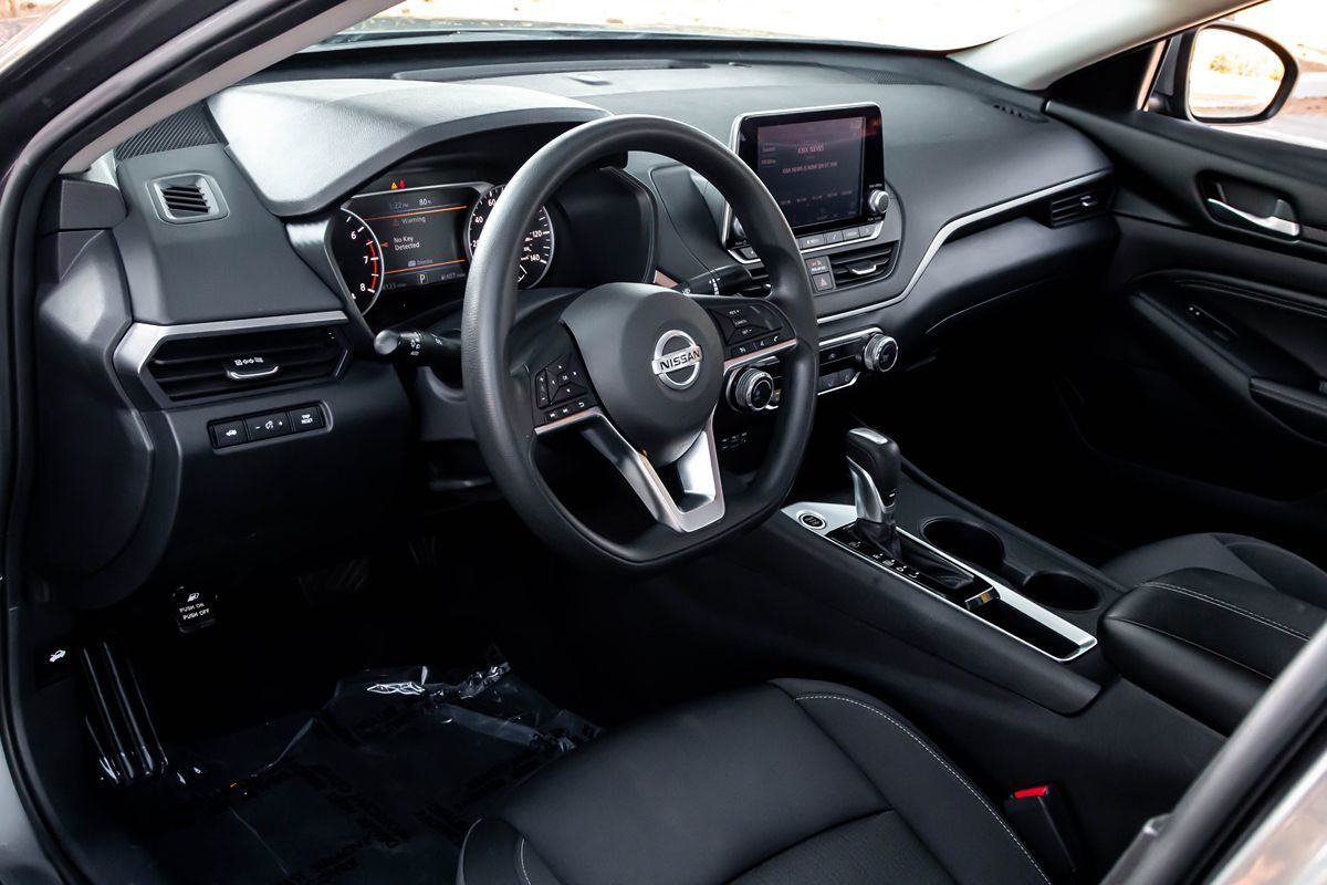 2020 Nissan Altima