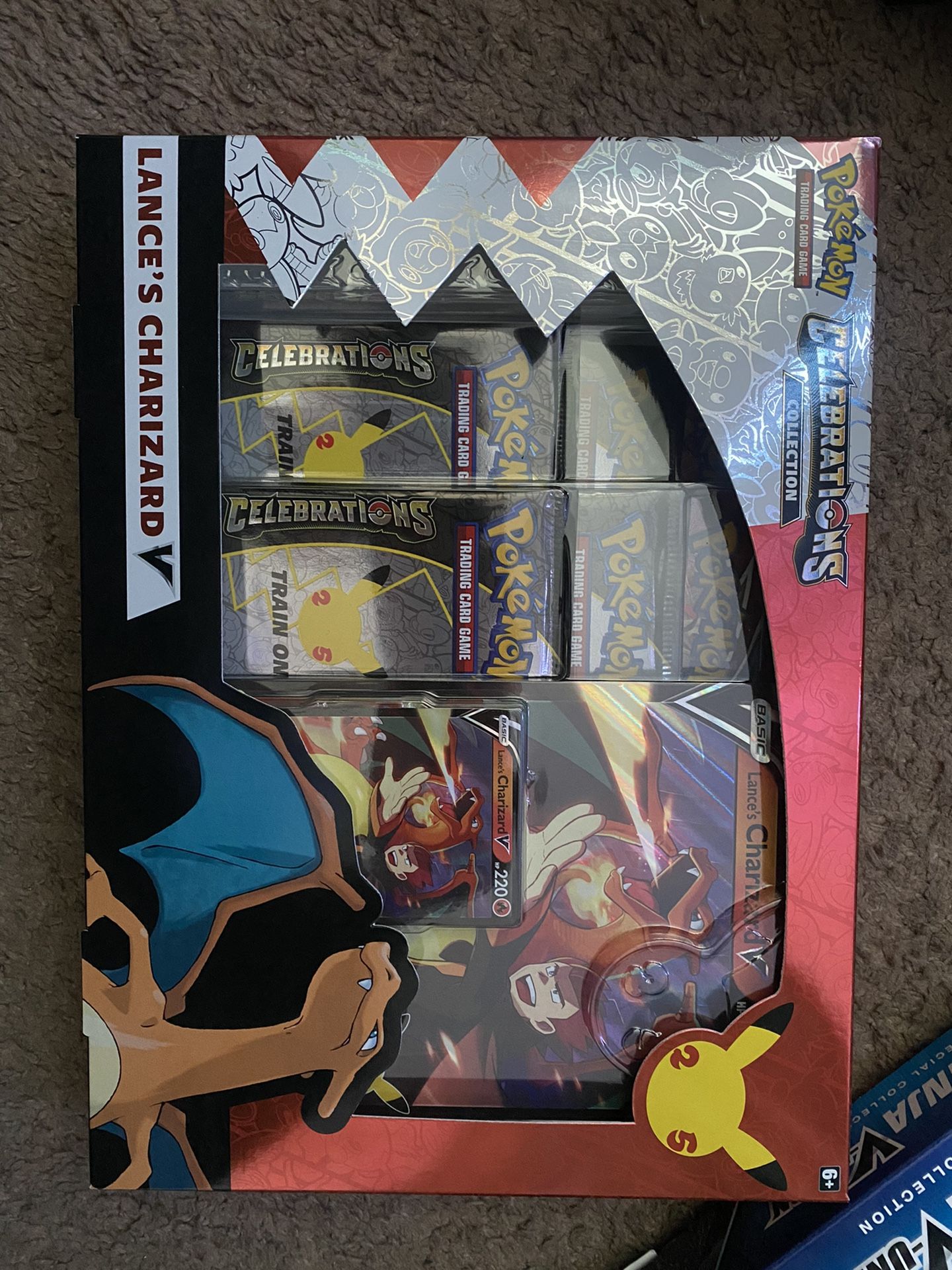 Charzard Celebration Box