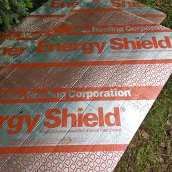 Atlas Rigid Insulation Foil Both Sides 4'x8'x1.5" 30 Sheets Plus 6 Extra With Damaged Corners And Some 1" 4x8 Sheets.   Thumbnail