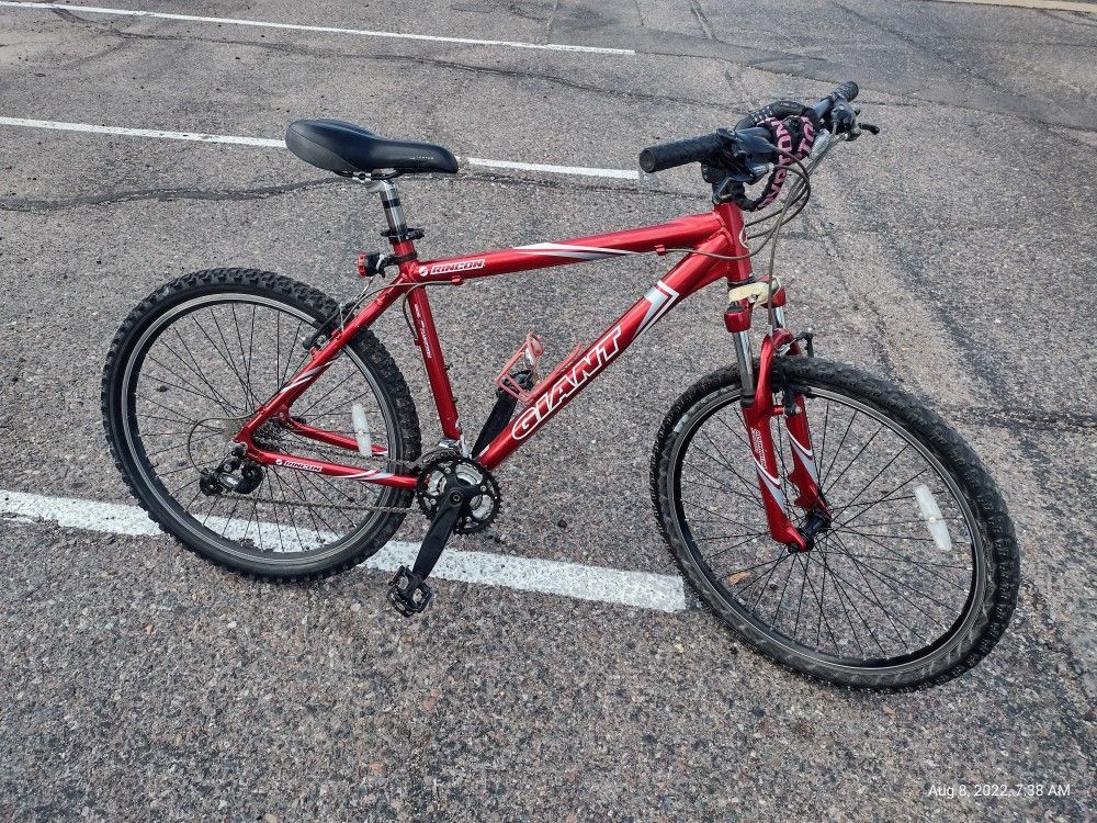 Giant Rincon Mountain Bike