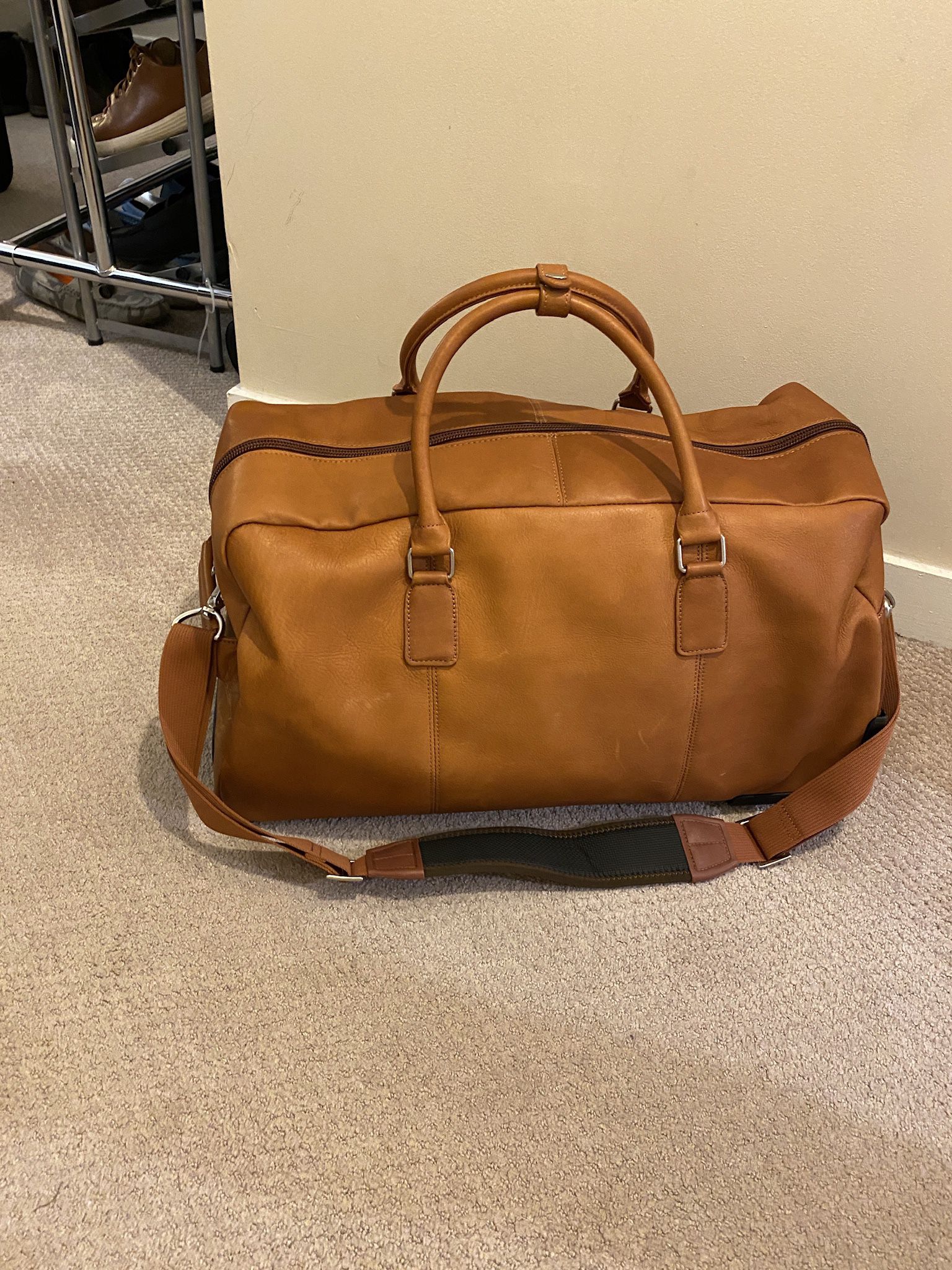 Wilson’s Leather Rolling Duffle Bag