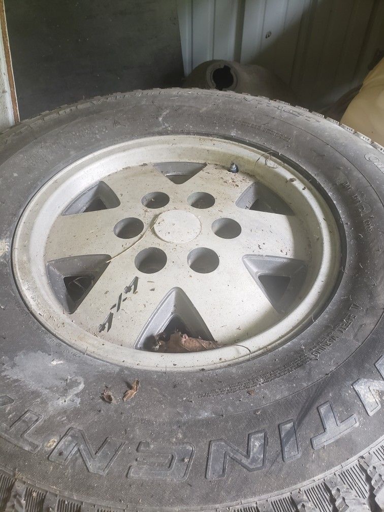 Chevy Truck 16" 6 Lung Hole 4 Rims