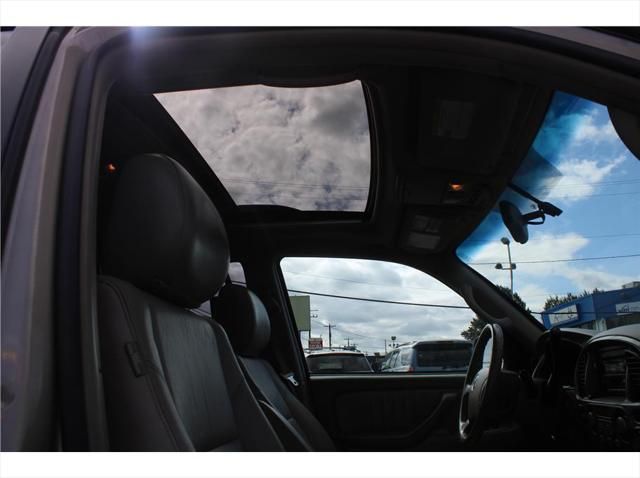 2005 Toyota Sequoia