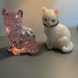 Fenton Collectible Cat Figurines  Thumbnail