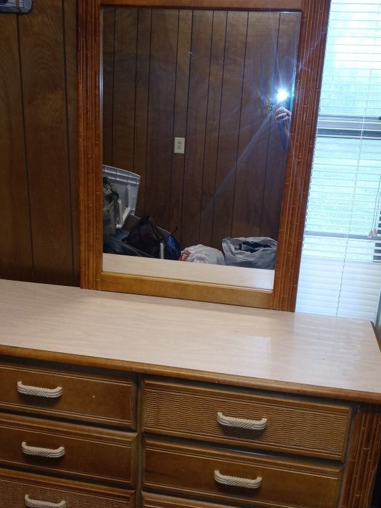 6 Drawer Dresser