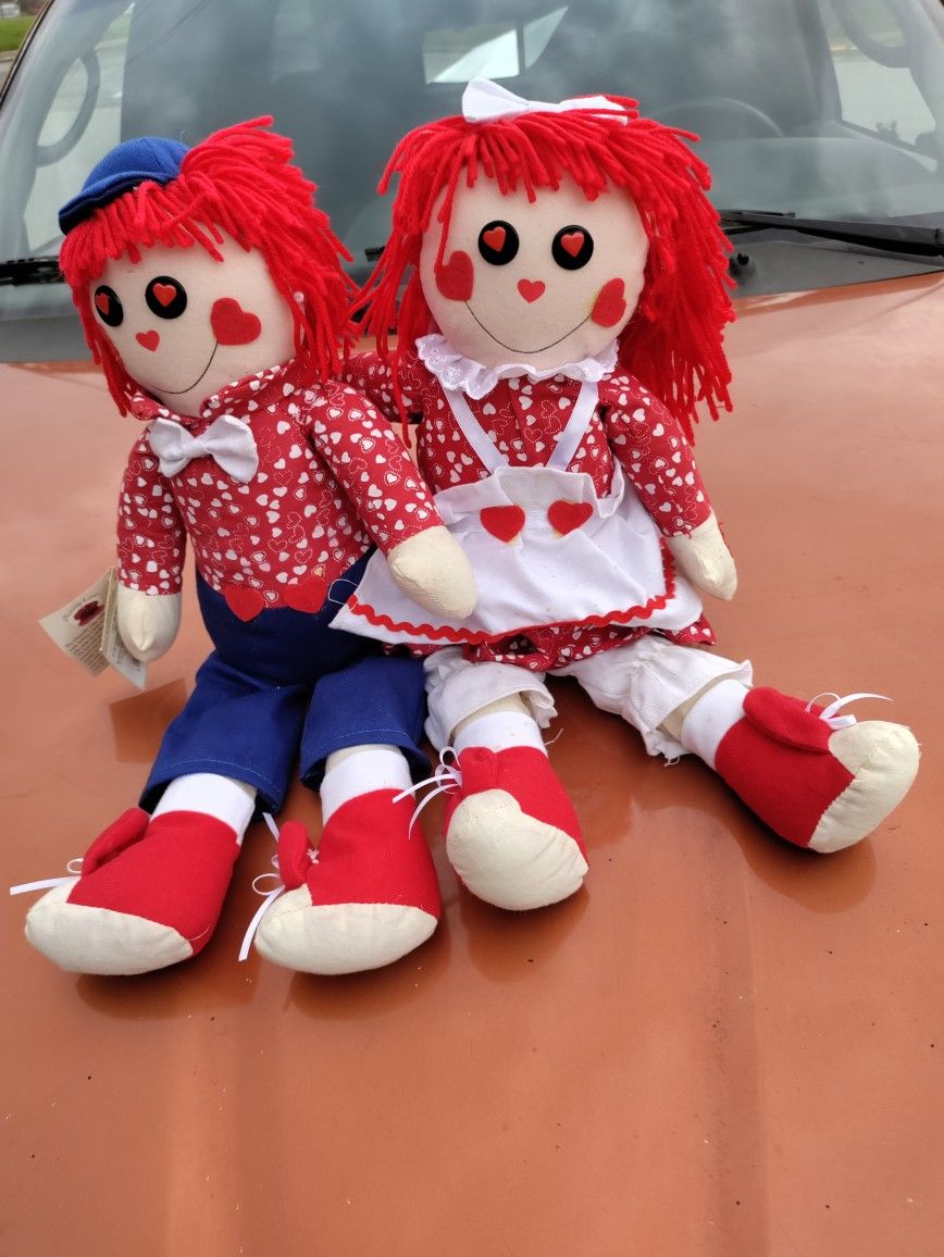 raggedy ann & andy Sining Dolls sining i got you babe by sonny & cher