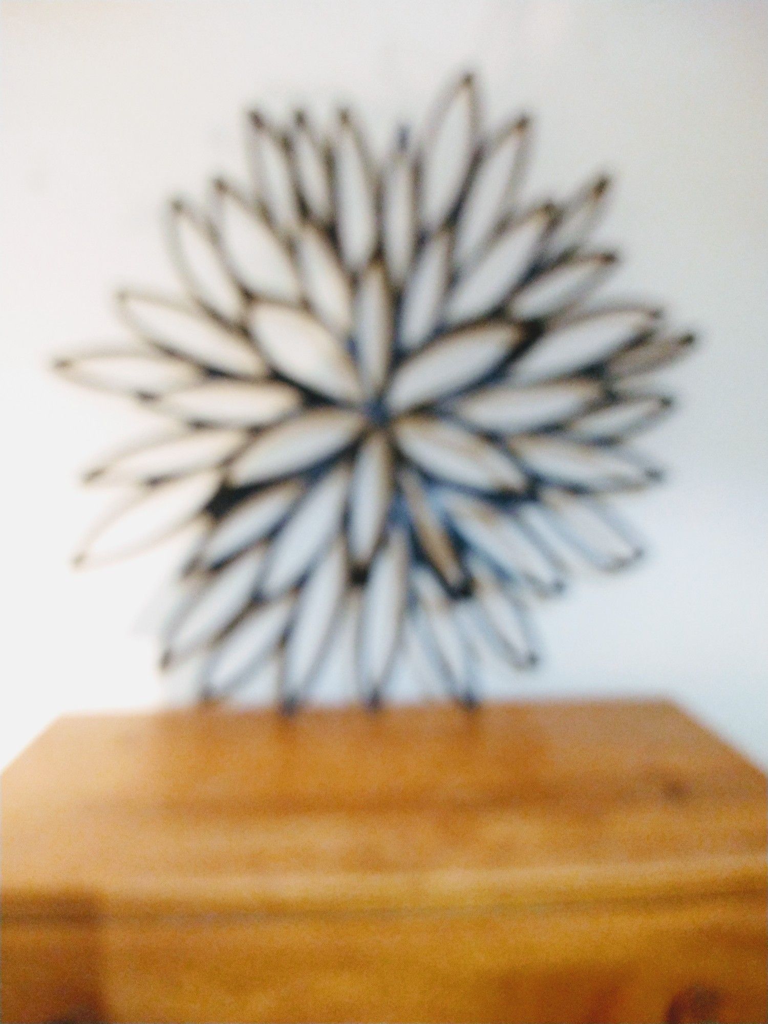 Wall decor metal