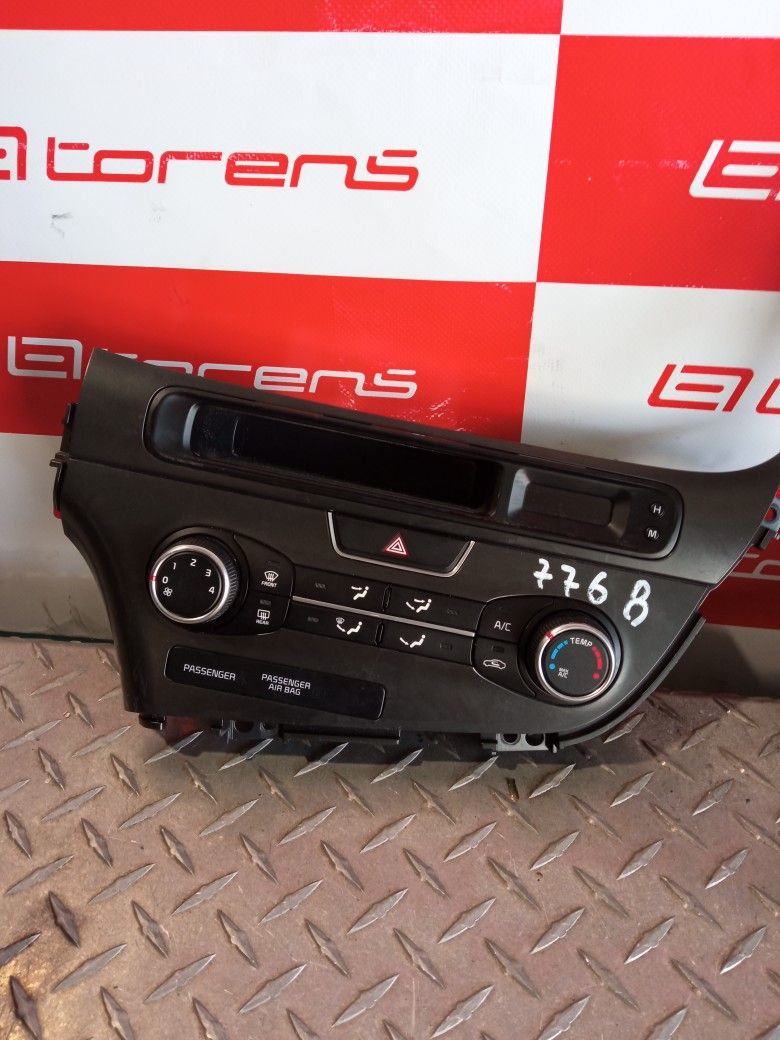 A/C Control Switch For 2015 Kia Optima Stock 67768