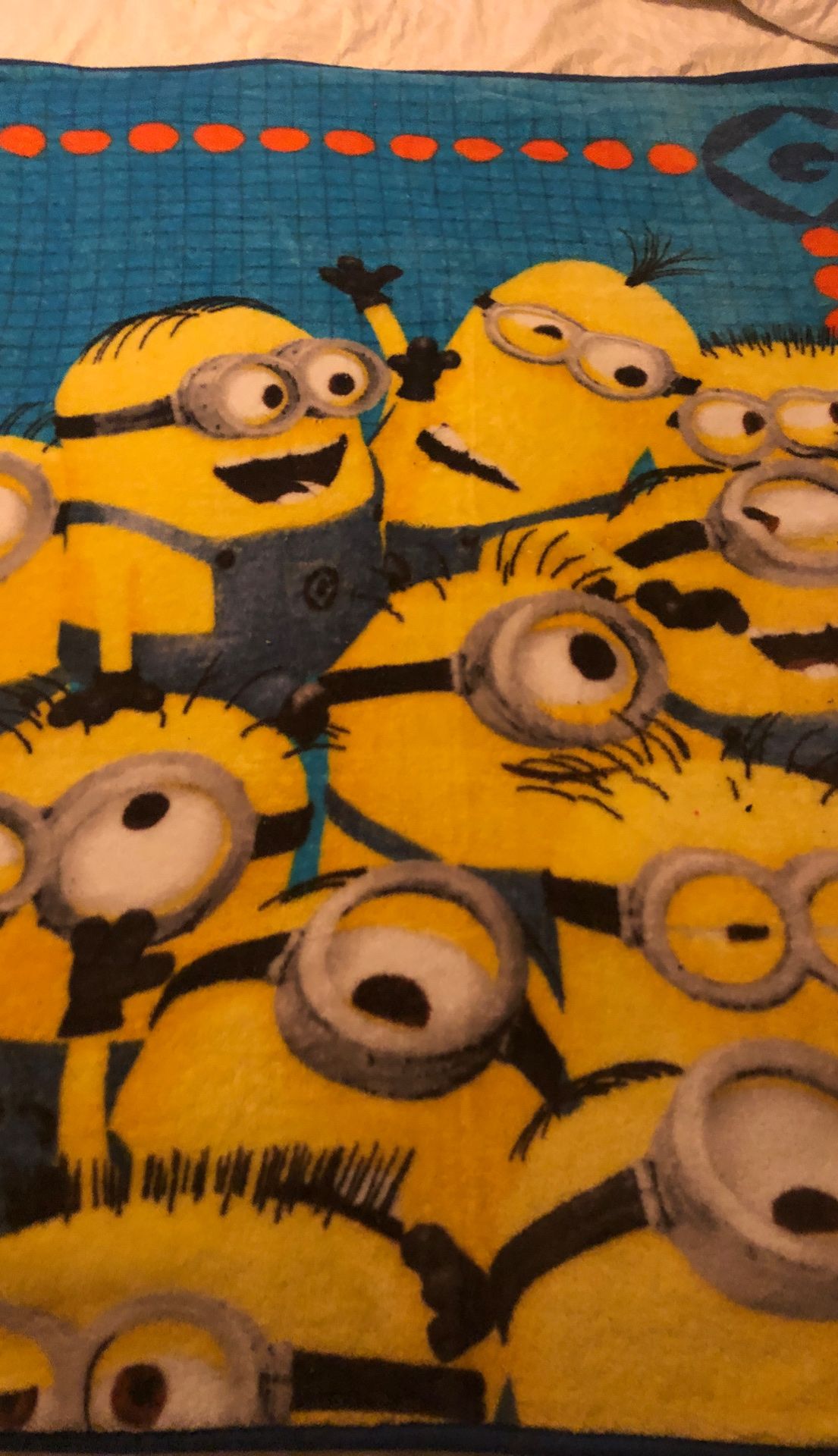 Minion throw blanket