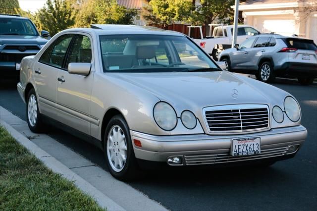 1999 Mercedes-Benz E-Class