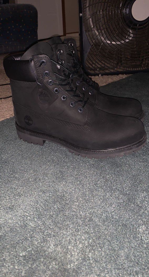 Men's Black Timberland Boots Size 10.5