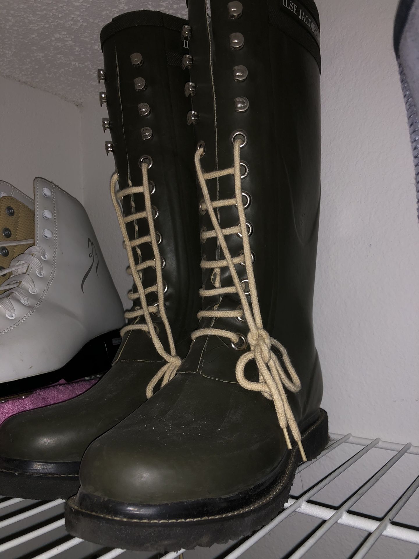 Women’s Rain Boots
