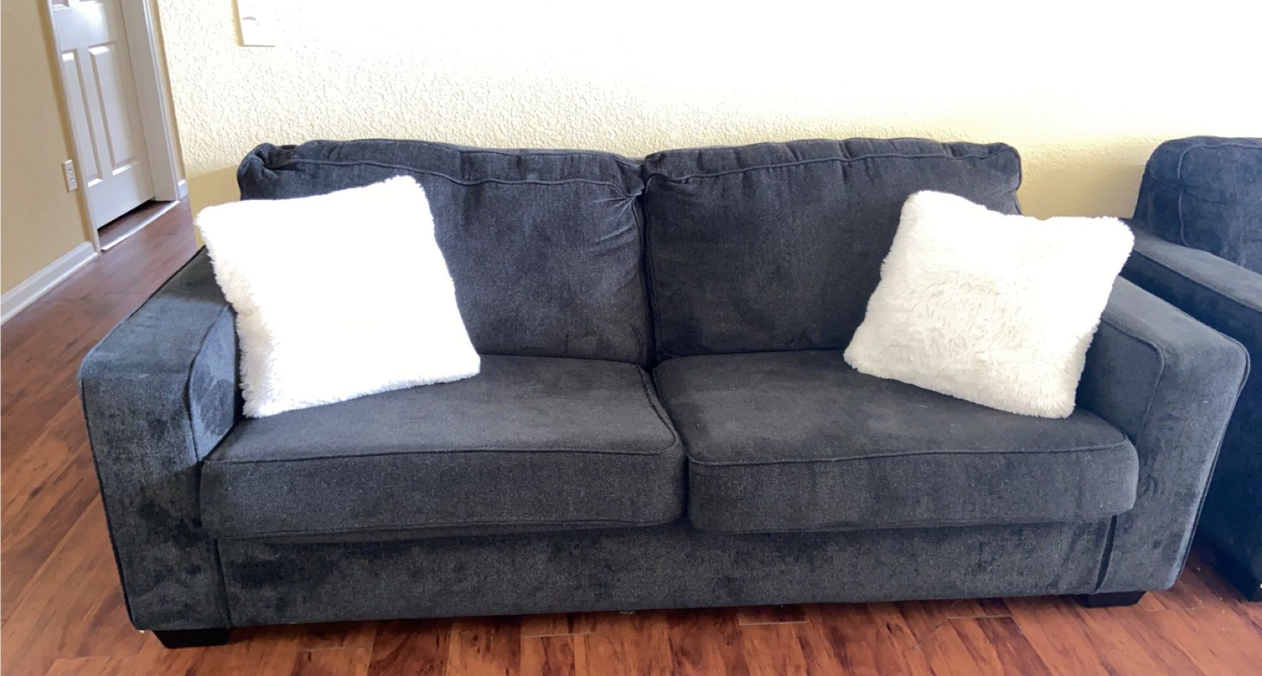 Couch Set $275 PICK UP TOMORROW