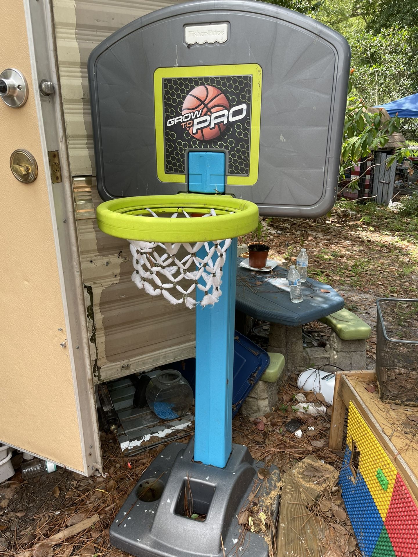 basketball hoop