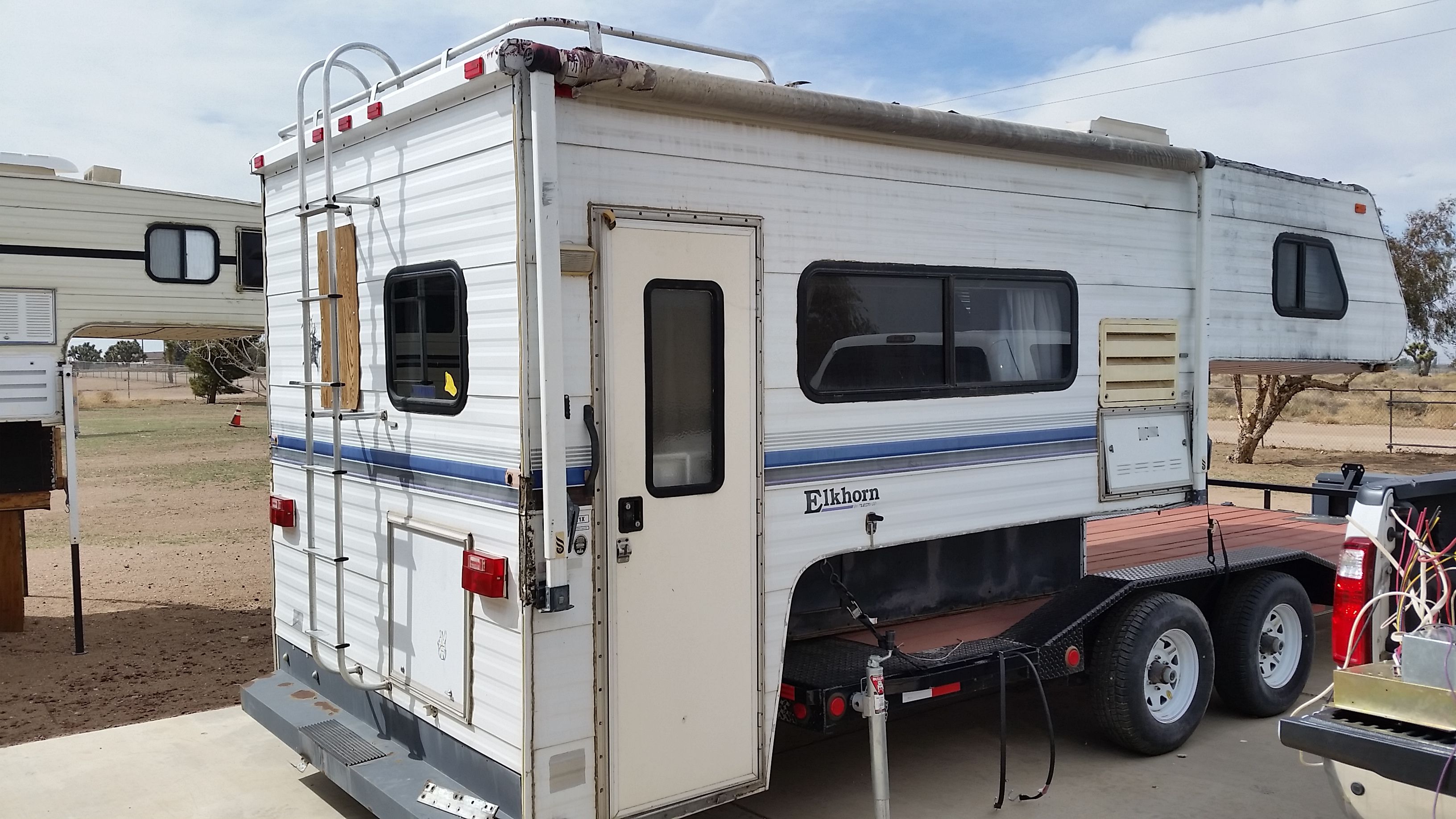 Fleetwood Elkhorn 11x camper for parts for Sale in Hesperia, CA - OfferUp