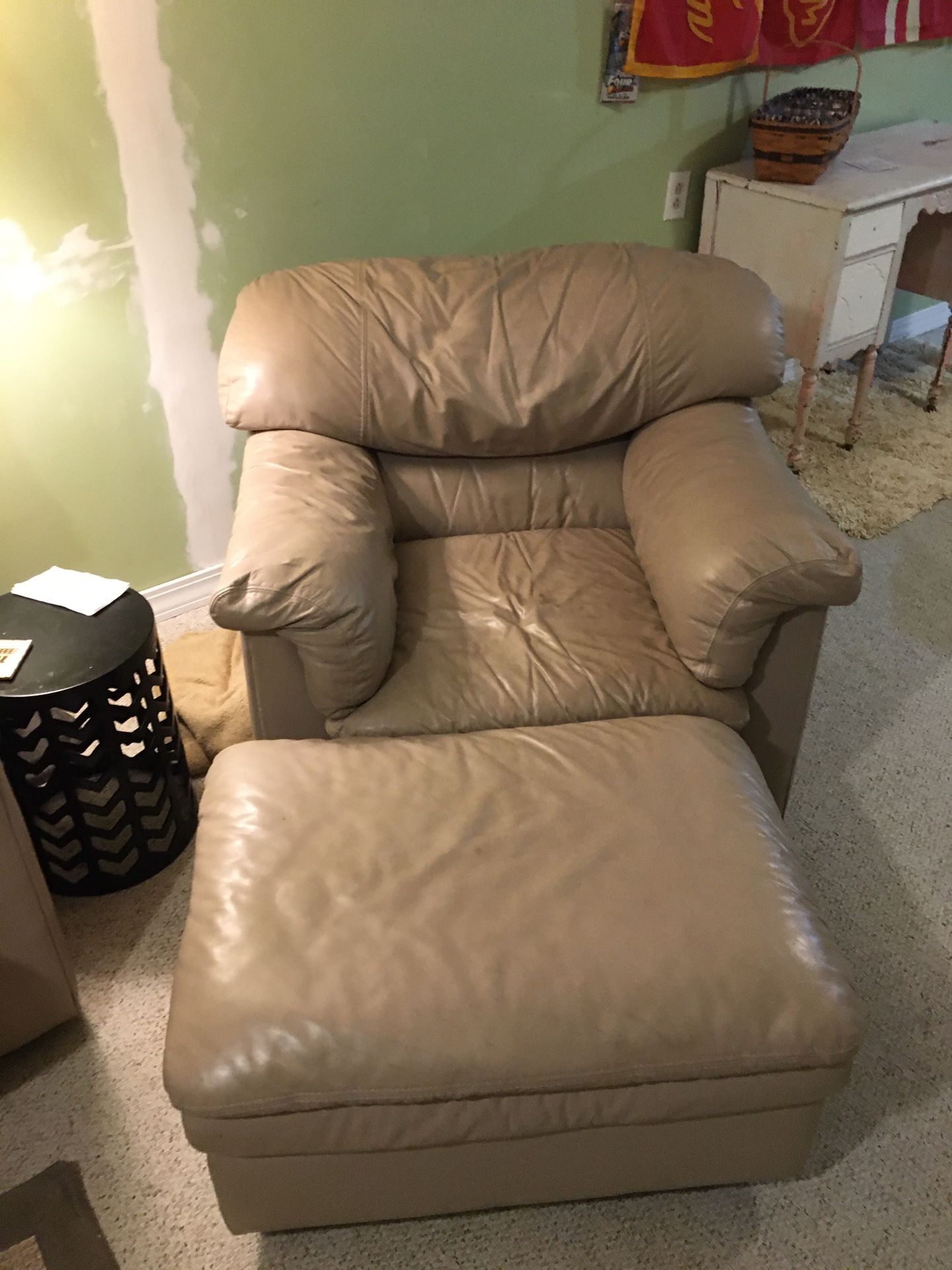 Sofa And Chair/w Ottoman all Soft Leather Beige