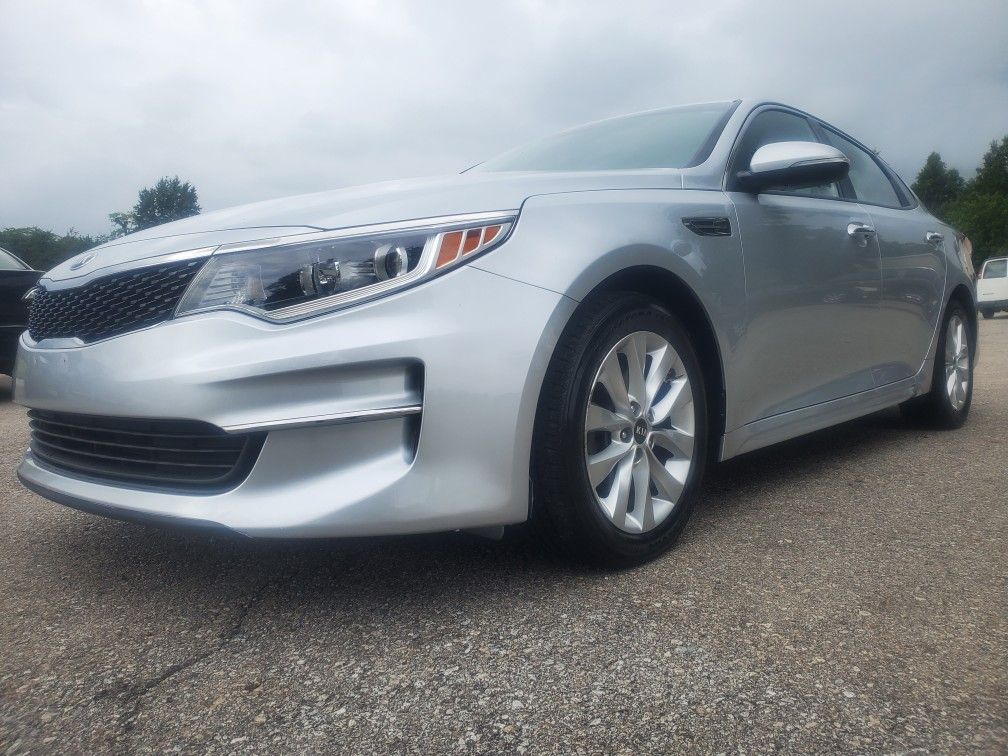 2016 KIA Optima