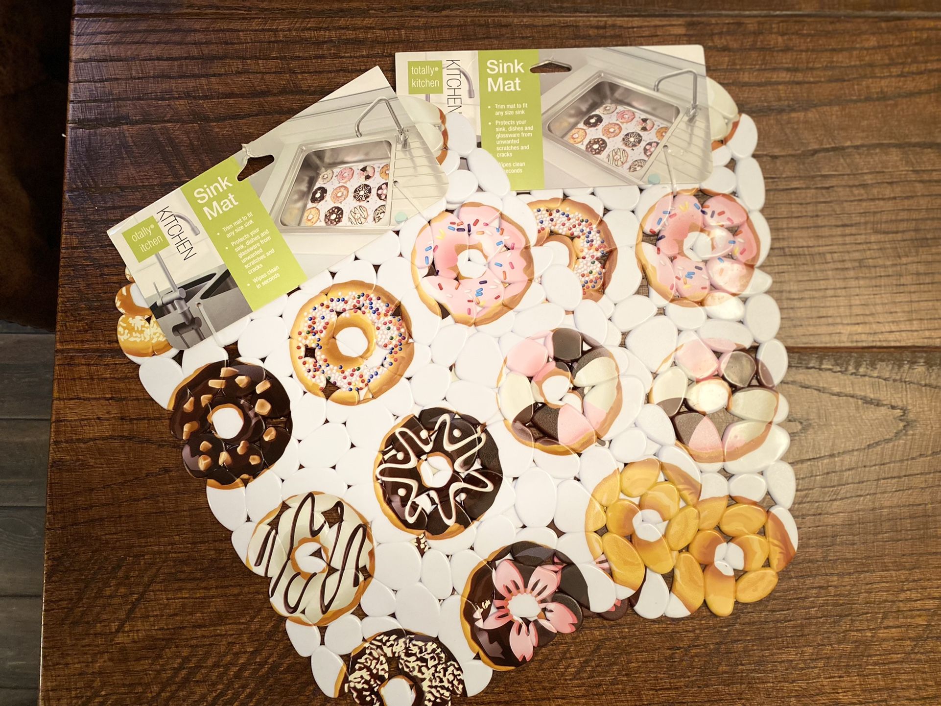 Donut Sink Mat Set Of 2, Assorted Donuts Theme Pebble Protective Sink Mats 🍩