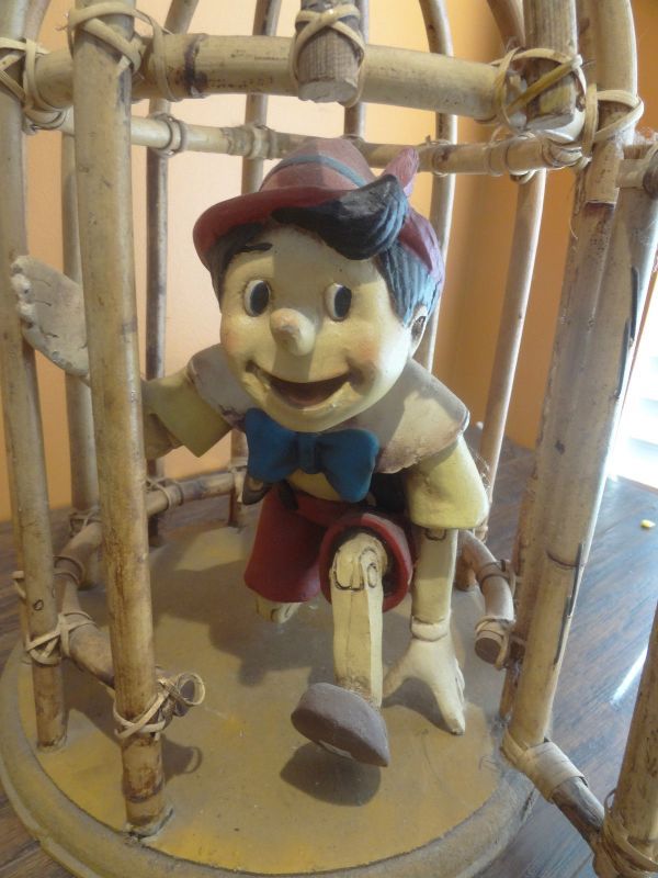 Disney Store Japan Pinocchio Jiminy Cricket Birdcage Figure Story Collection 