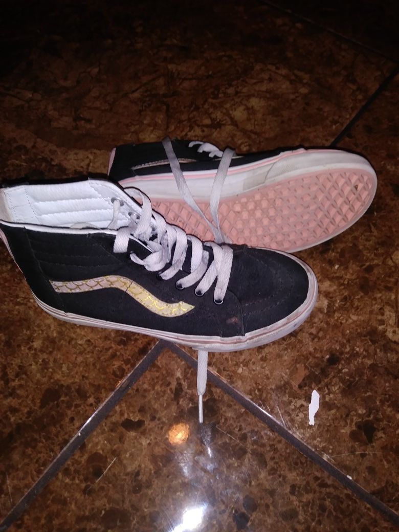 Size 3 youth Vans