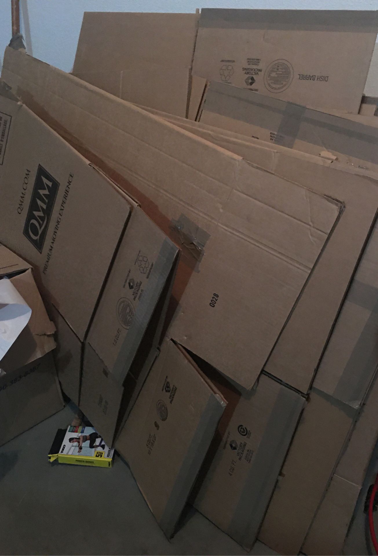 FREE Moving blankets/boxes/paper