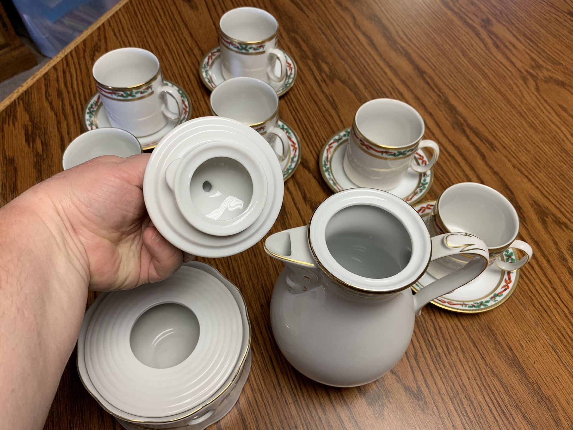 Bavarian China 16 pc Coffee Set w/ Christmas Holly Ribbons, Bows & Evergreen with Gold Trim