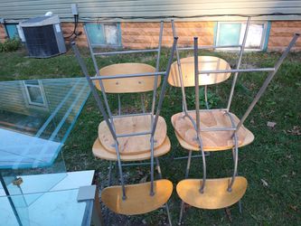 4 old school wood chair/Stool Thumbnail