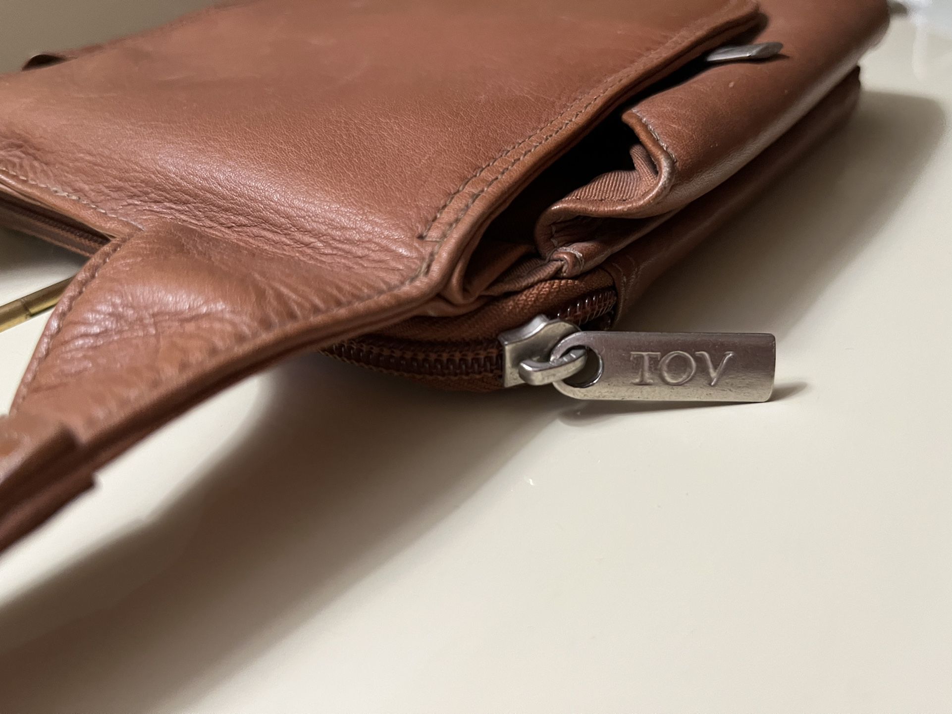 Vintage Ran TOV Crossbody Messenger Bag Leather Card Holder Pen Holder Organizing 