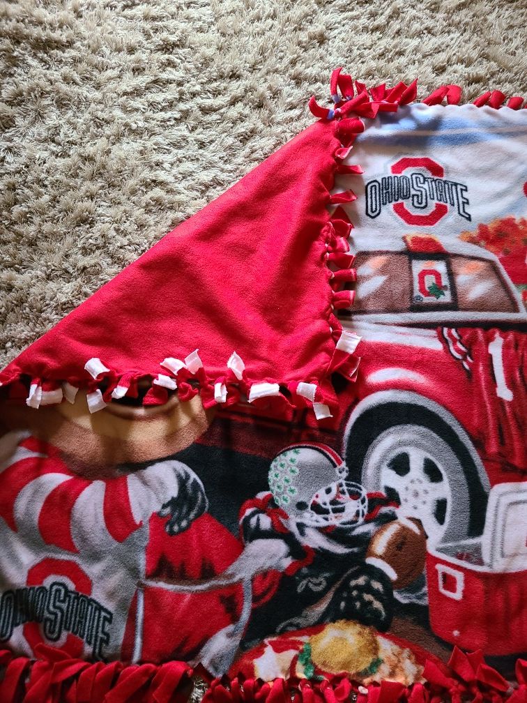 Beautiful Ohio state throw blanket