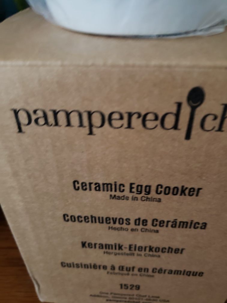 Pampered Chef Egg cooker