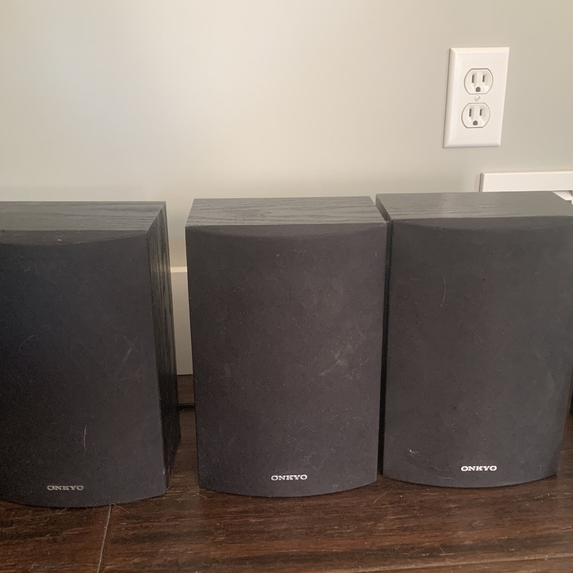 Yamaha Rx-v485 Bluetooth Stereo System