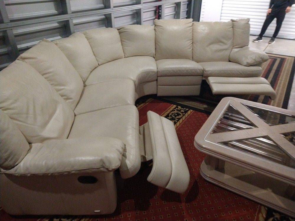 SOFA GENUINE NATUZZI CREAM COLOR RECLINER MANUAL.. DELIVERY SERVICE AVAILABLE 🚚