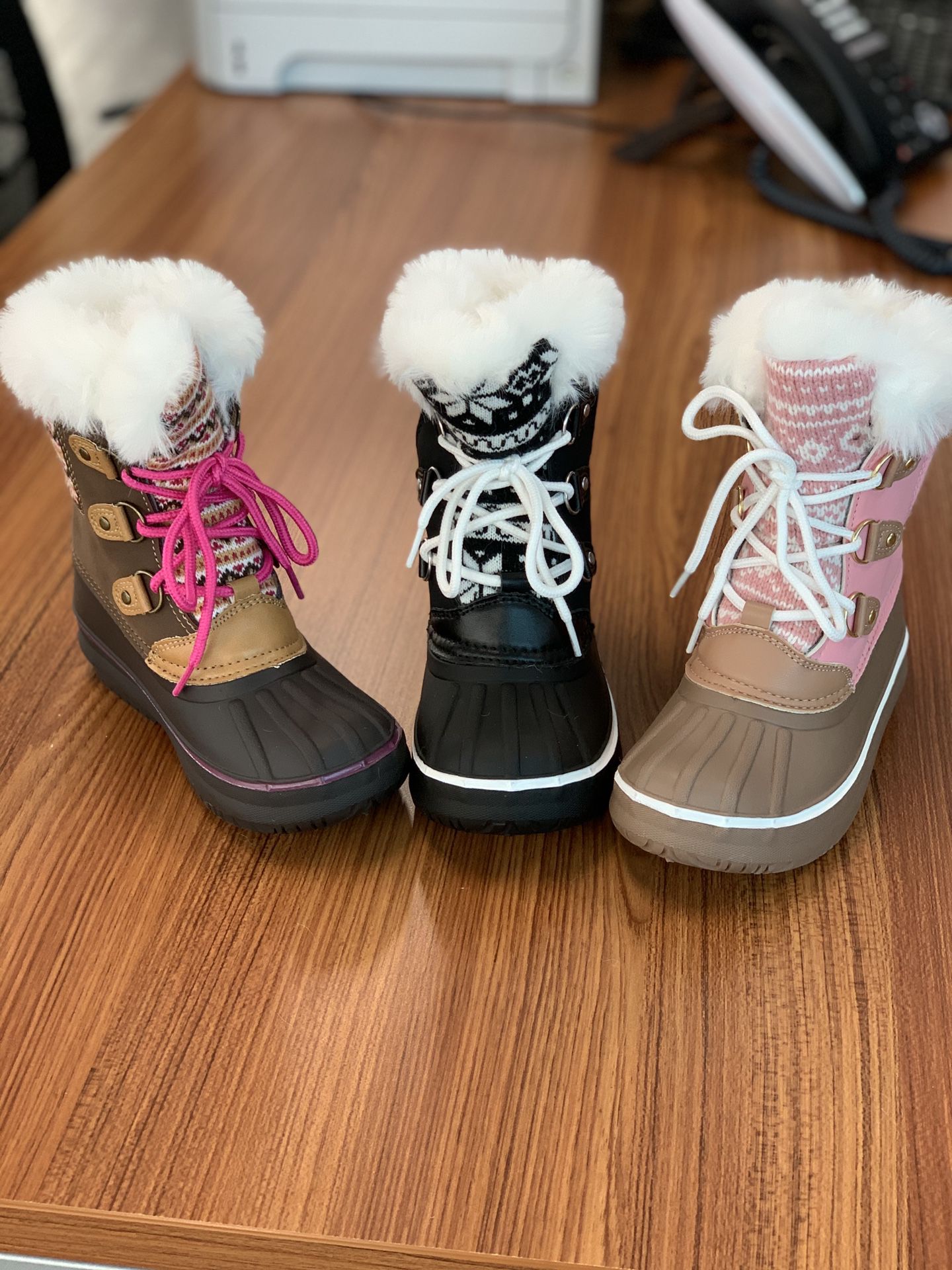 Snow boots for kids sizes 9,10,11,12,13,1,2,3,4