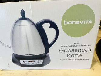 Bonavita 1 Liter Gooseneck Kettle  Used Once.  New In Box Thumbnail