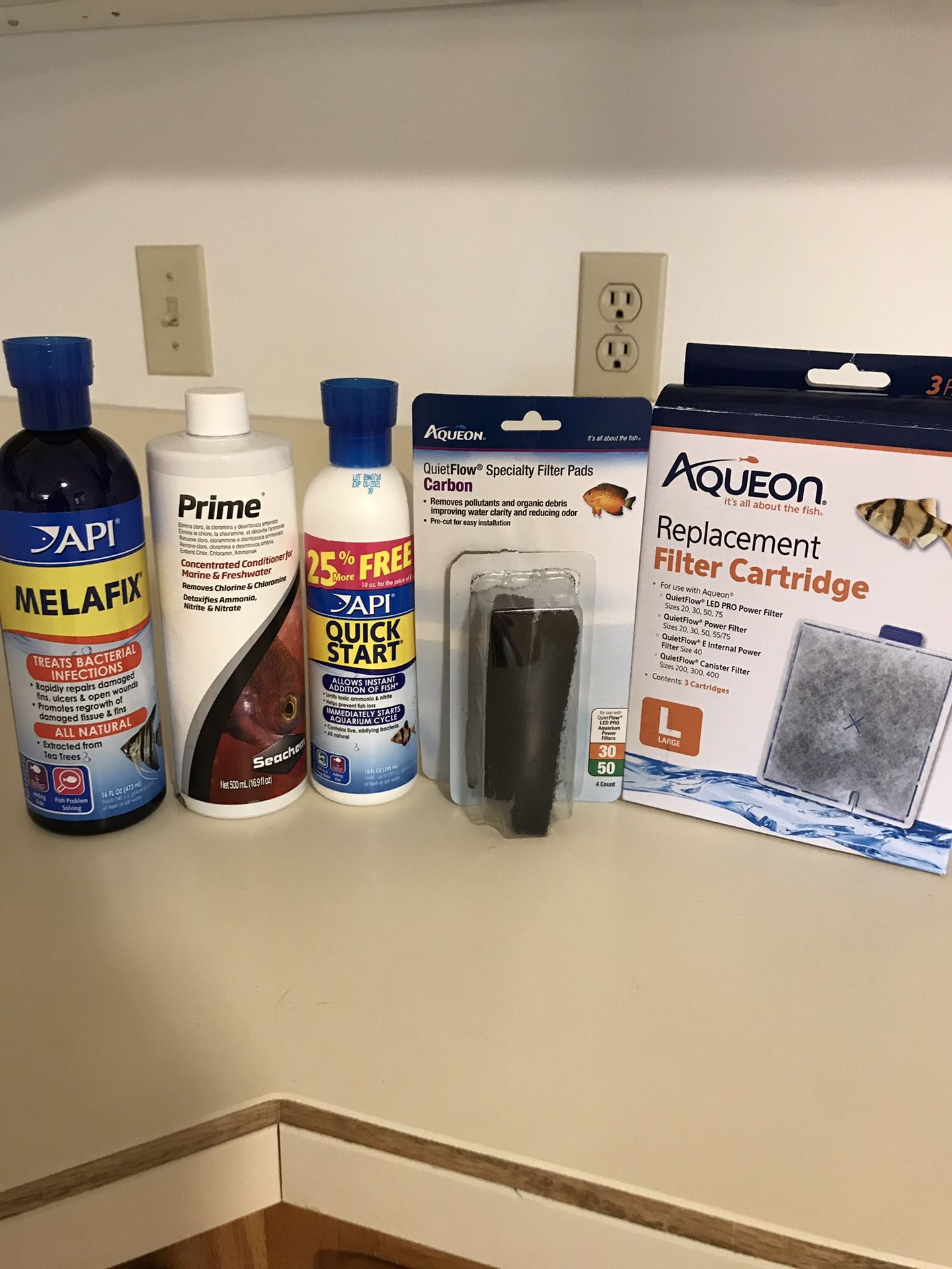 55 gallon fish tank, stand & accessories