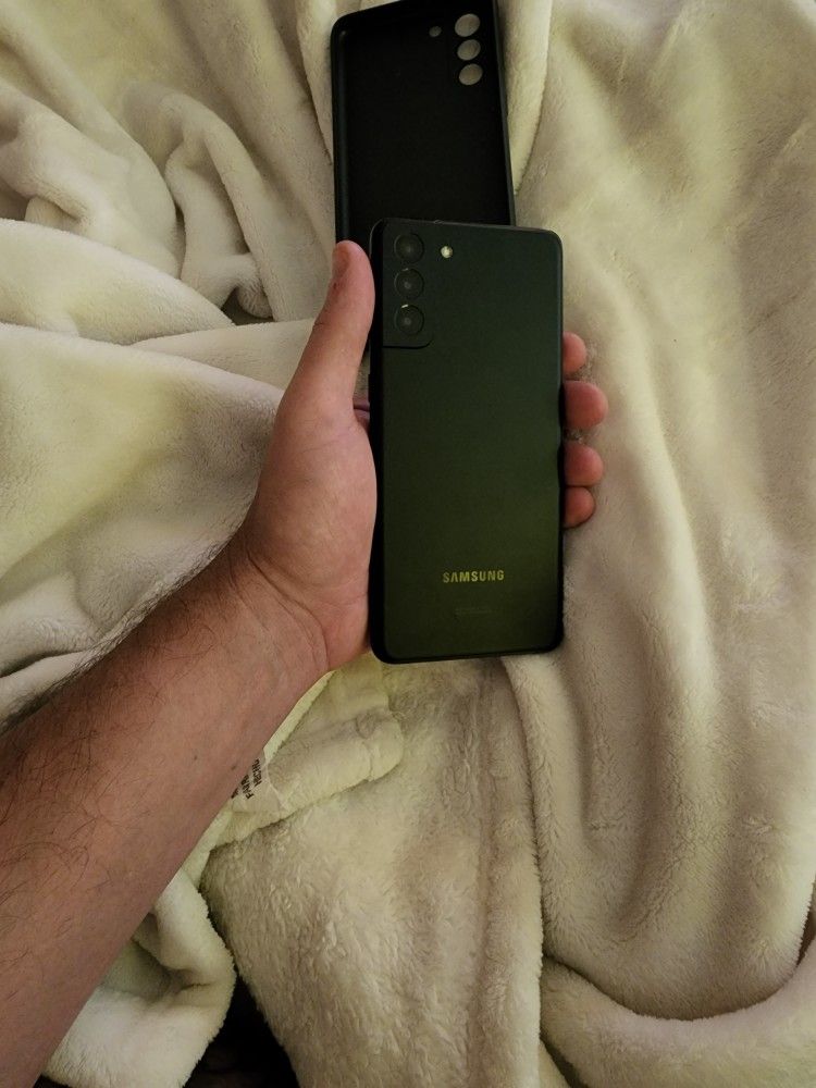 Samsung Galaxy S21 Plus (Unlocked) Black, 128 GB