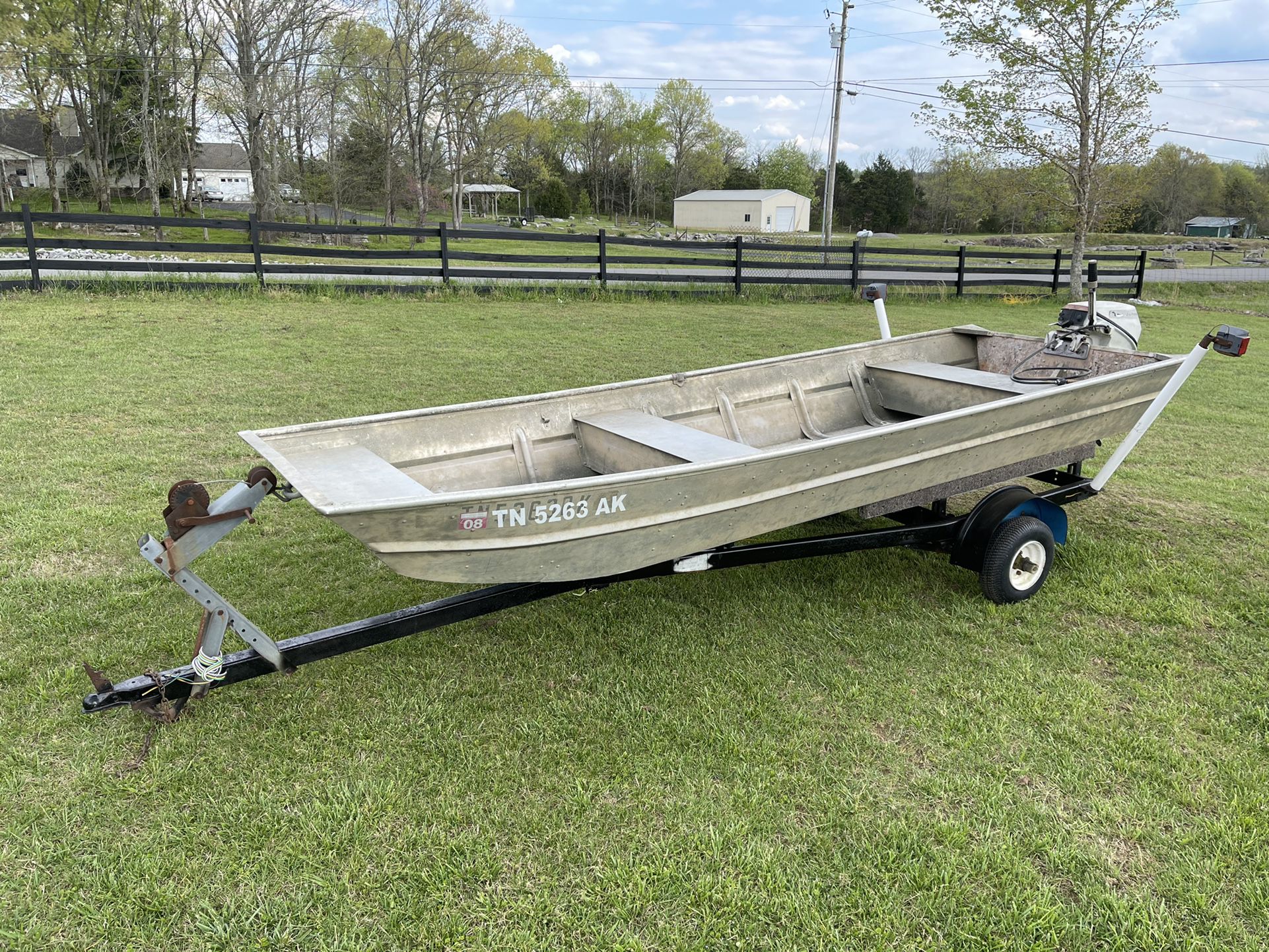 14 Jon Boat With Motor And Trailer