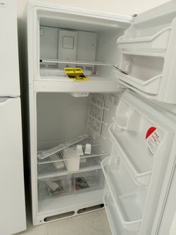 SALE 15%OFF (R) Brand New White Frigidaire Top Freezer Refrigerator- Manufacture Warranty Included  Thumbnail