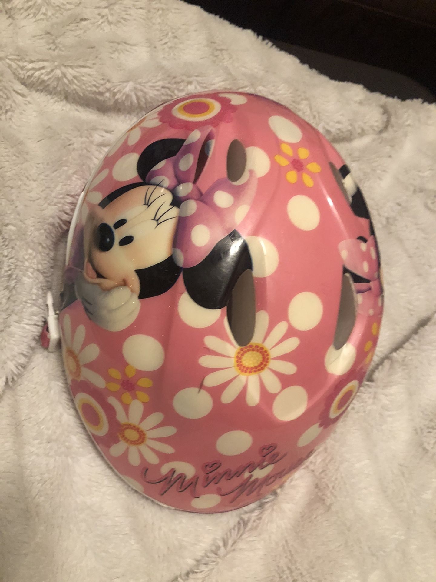 A Little Girl’s Minnie Mouse Bicycle Helmet And 2 Matching Mini Mouse Disney Stuffed Toys