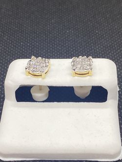 10KT GOLD AND DIAMOND EARRINGS OF 0.54 CTW AVAILABLE ON SPECIAL SALE  Thumbnail