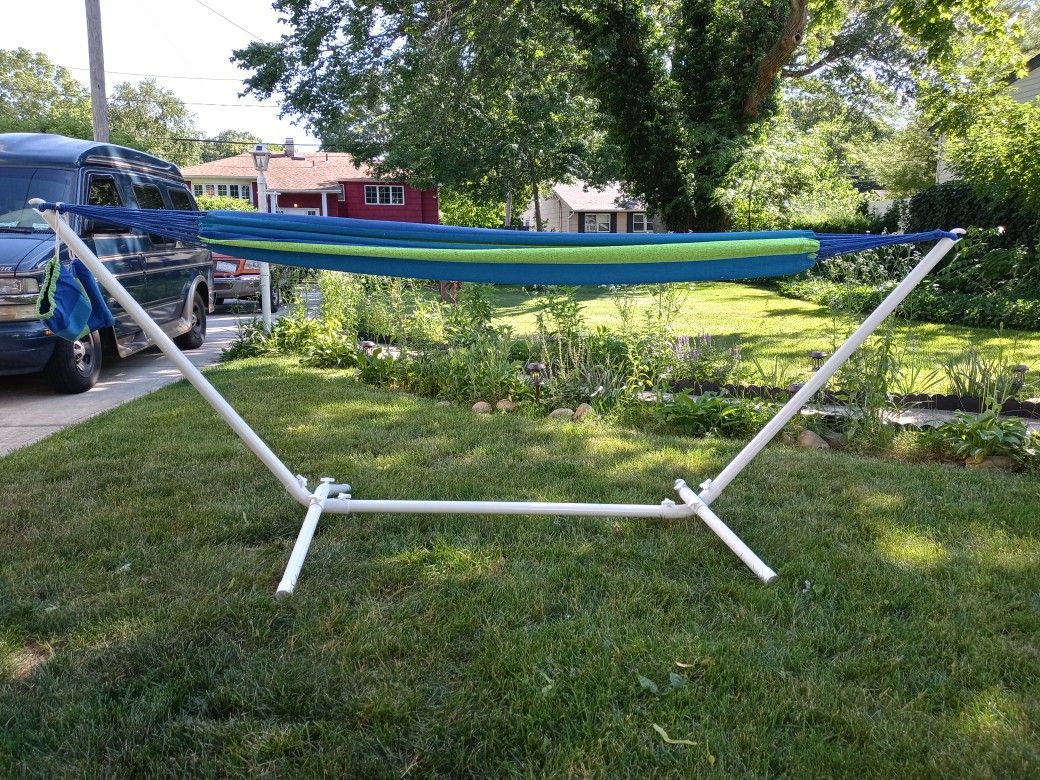Hammocks Brand New In The Box Comes With Stand Powder Coated Stand And Hammock $99 Each Great Father's Day Present