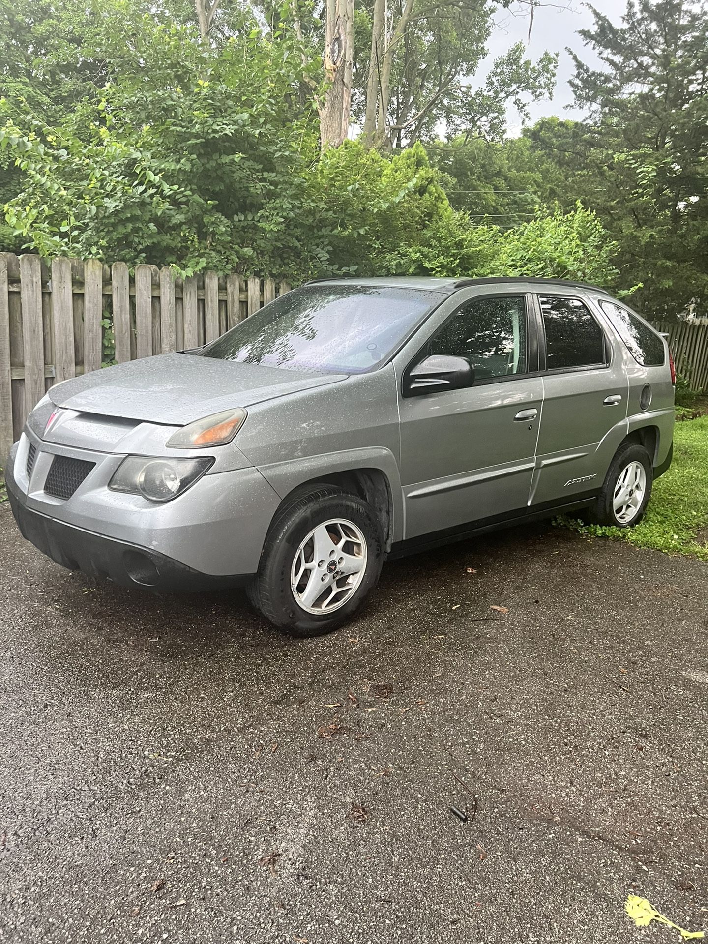 2004 Pontiac Aztek