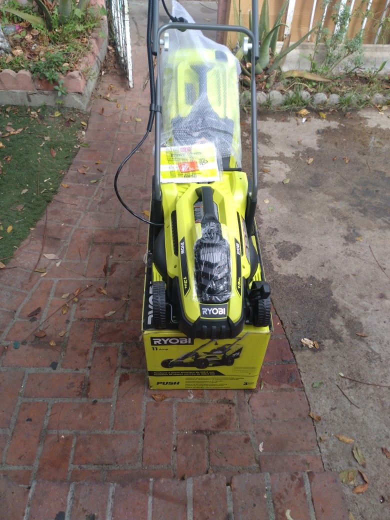 RYOBI 13 in. 11 Amp Corded Electric Walk Behind Push Mower