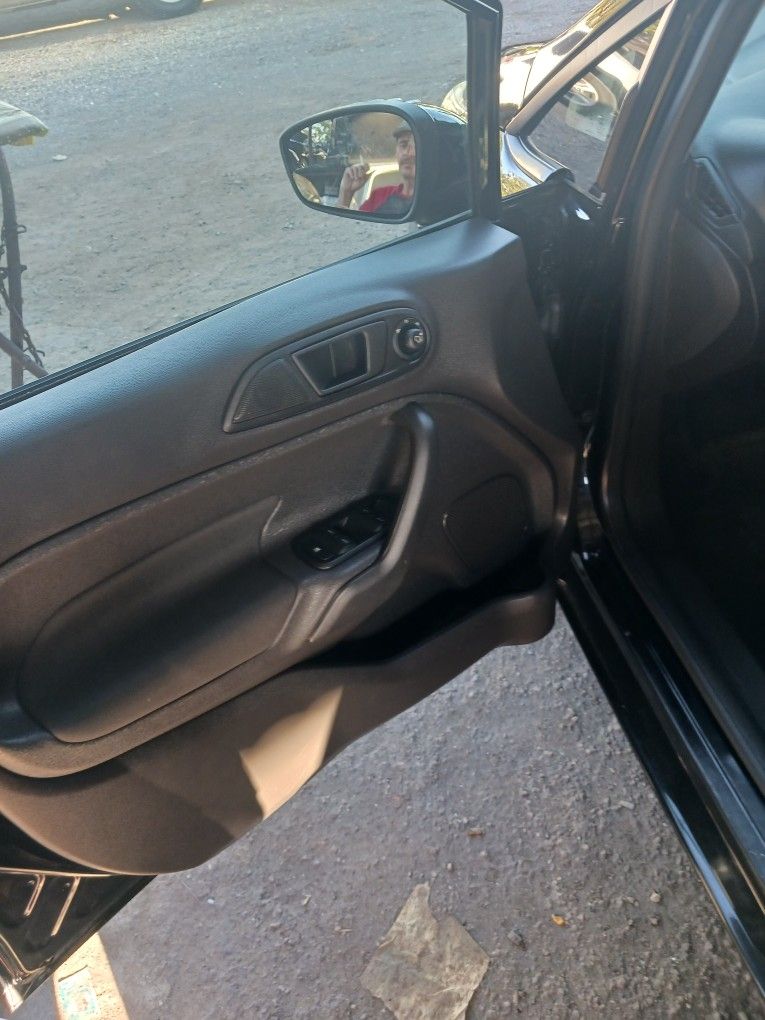 2017 Ford Fiesta